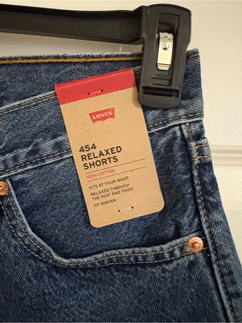 Levi's Dark Blue 454 Relaxed Denim Shorts - Men, NEW. Size 28